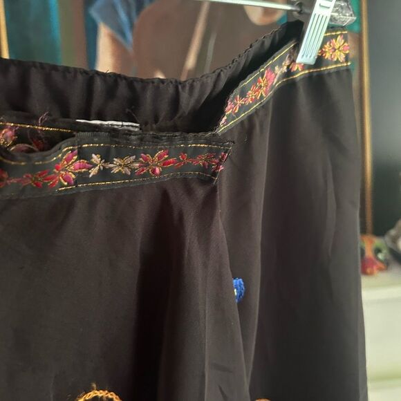 Goddess Wear Boho Hippie Black A-Line Skirt with Multicolor Embroidery One Size - Picture 7 of 16